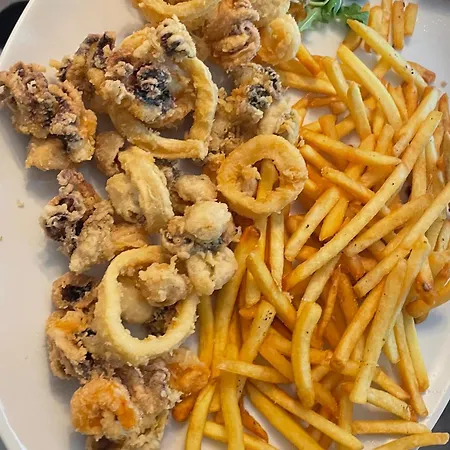 Hotel. Ristorante. Della Posta Bed & Breakfast Cama